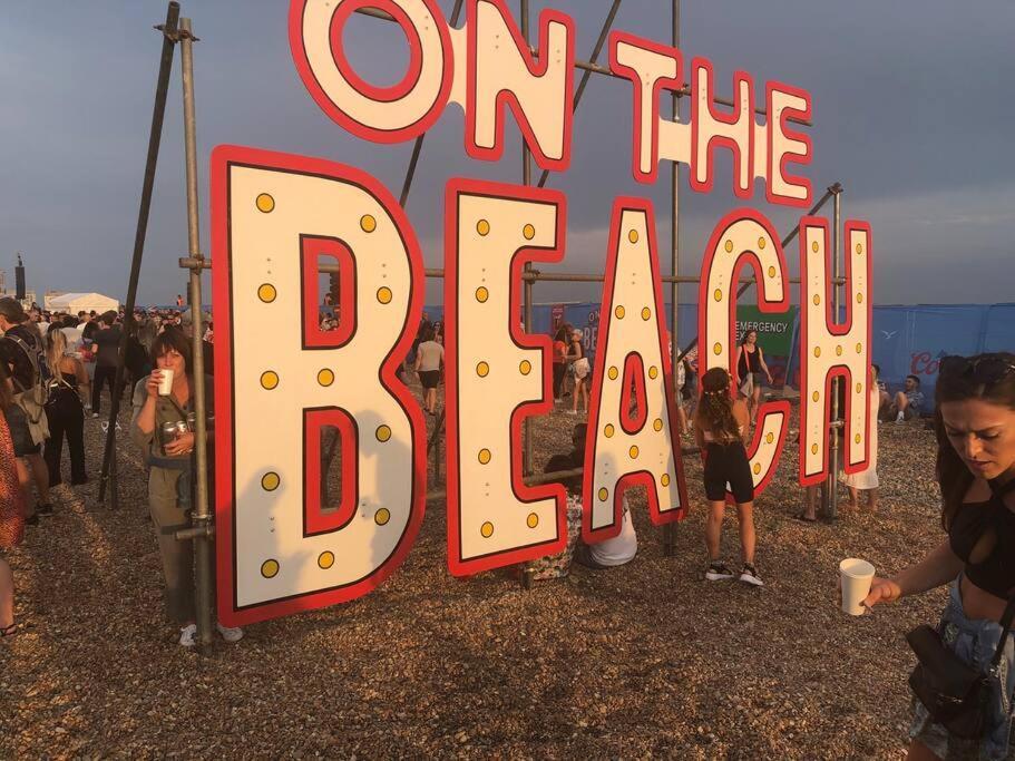 Poets Rest, Free Parking, Ev Socket Fees Apply Walk To Beach Brighton Exterior photo