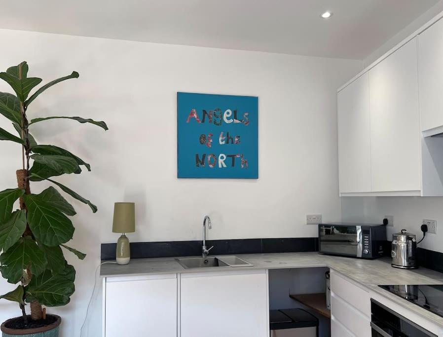 Poets Rest, Free Parking, Ev Socket Fees Apply Walk To Beach Brighton Exterior photo